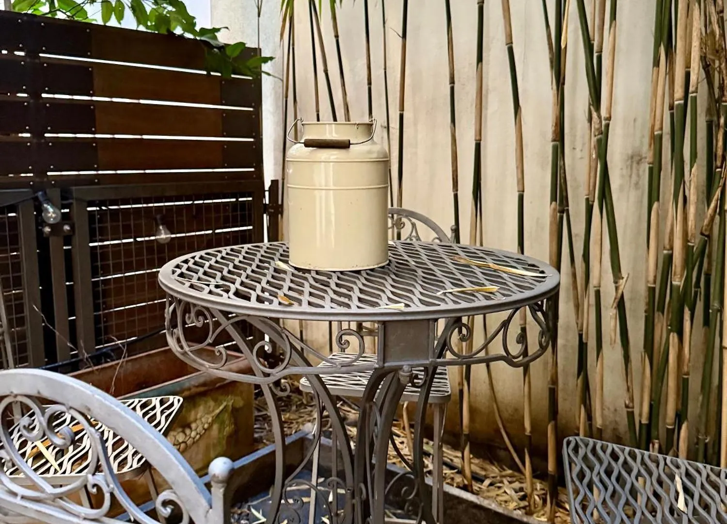 Brera Secret Nest - Private Garden Apartment Milan